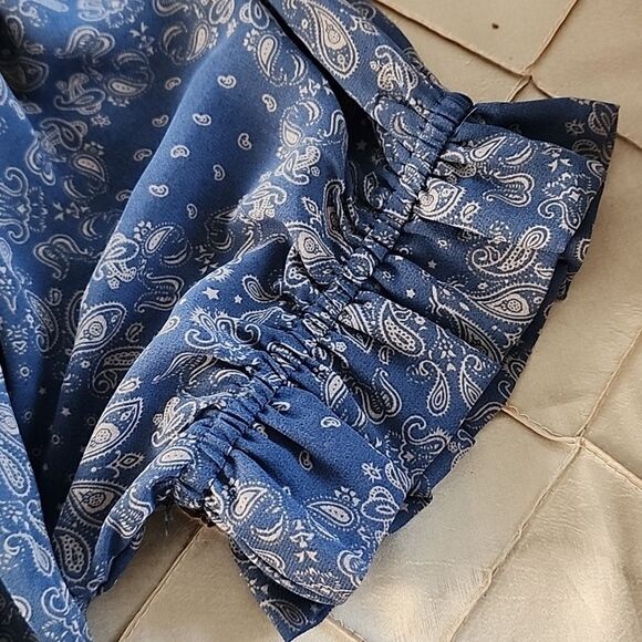 Euro Summer Puffed Ruffle Sleeve Tie Front Cropped Bandeau Shirred Top - Picture 3 of 9